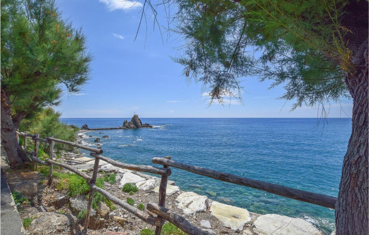 Nice Apartment In Moneglia With House Sea View ภายนอก รูปภาพ